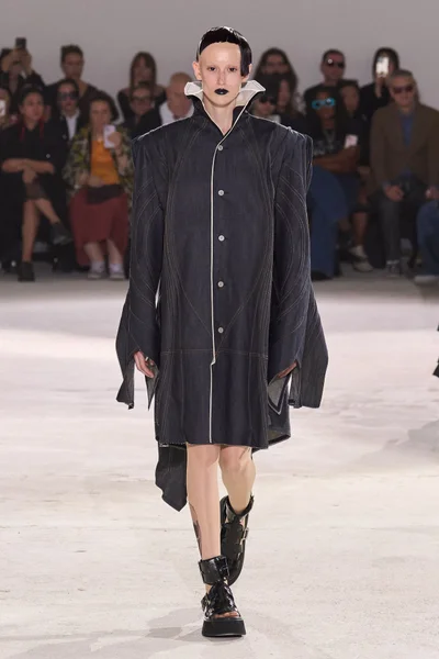 Look 34